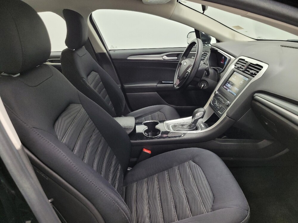 2016 Ford Fusion in Las Vegas, NV 89102 - 18118571 21