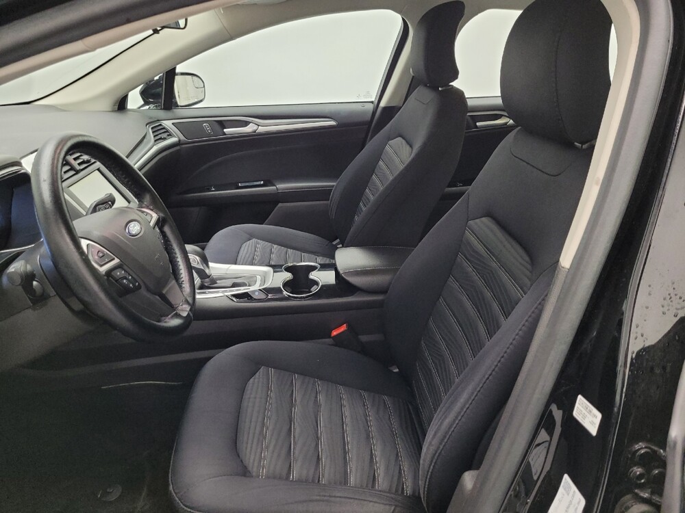 2016 Ford Fusion in Las Vegas, NV 89102 - 18118571 17