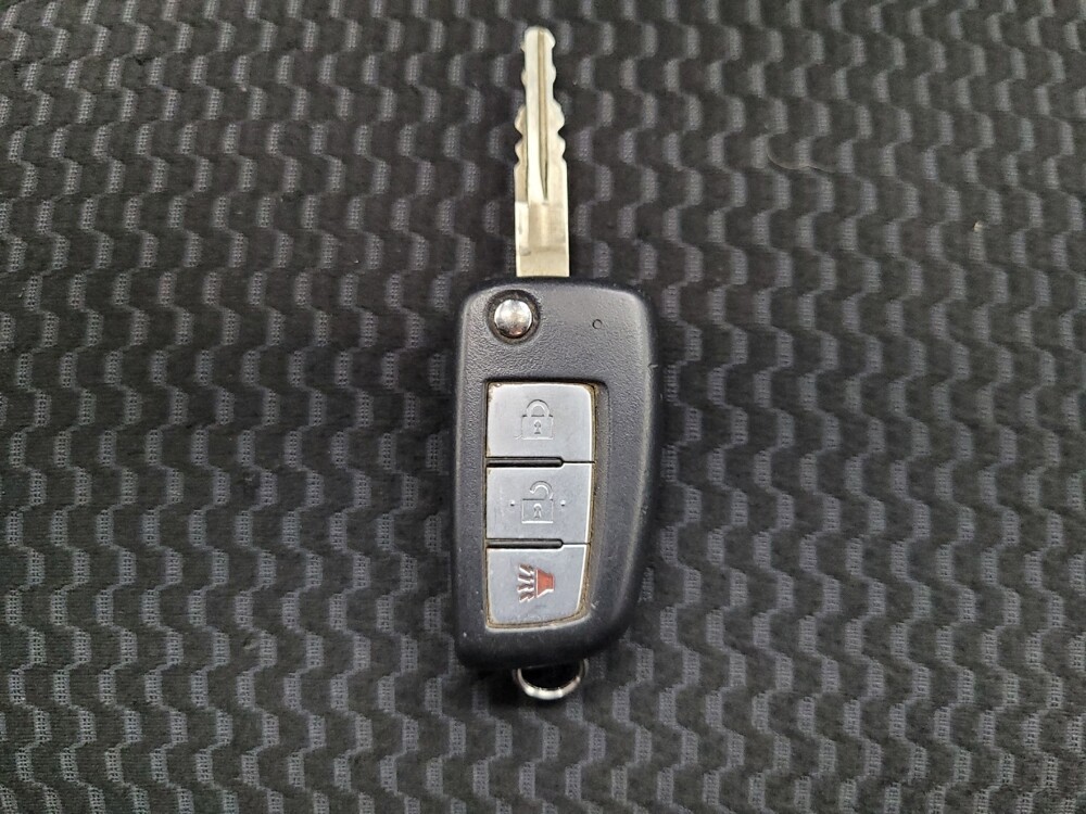 2019 Nissan Rogue Sport in Las Vegas, NV 89104 - 18118572 32