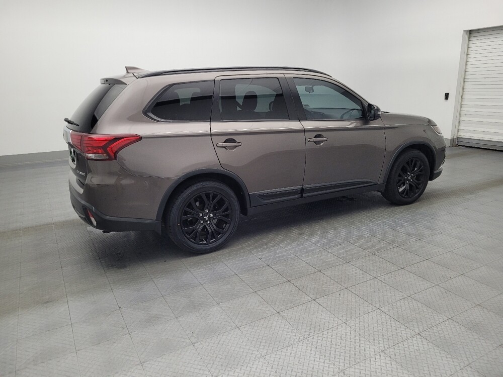2018 Mitsubishi Outlander in West Palm Beach, FL 33409 - 18118574 10