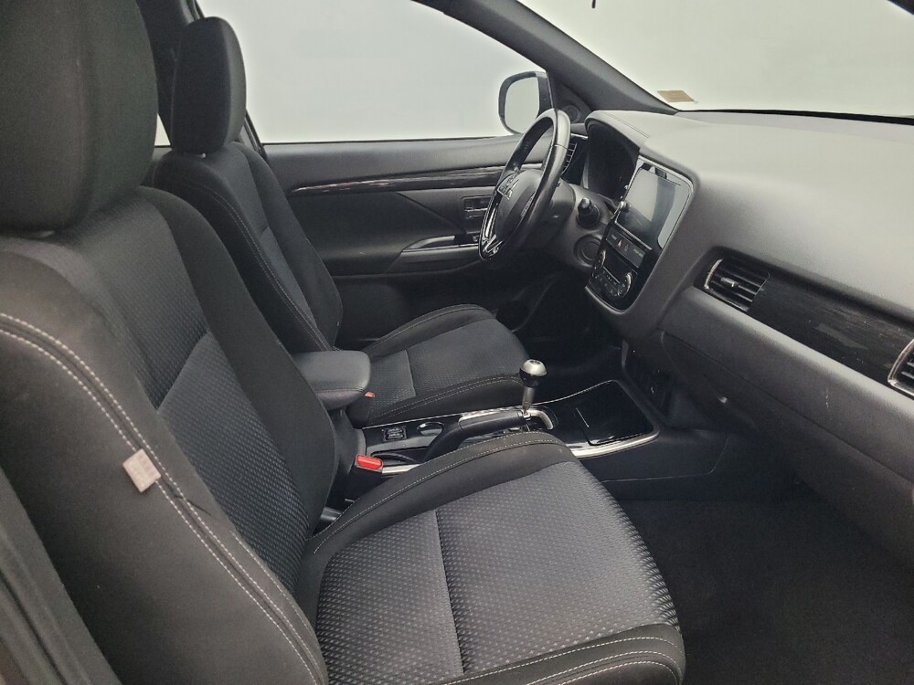 2018 Mitsubishi Outlander in West Palm Beach, FL 33409 - 18118574 21