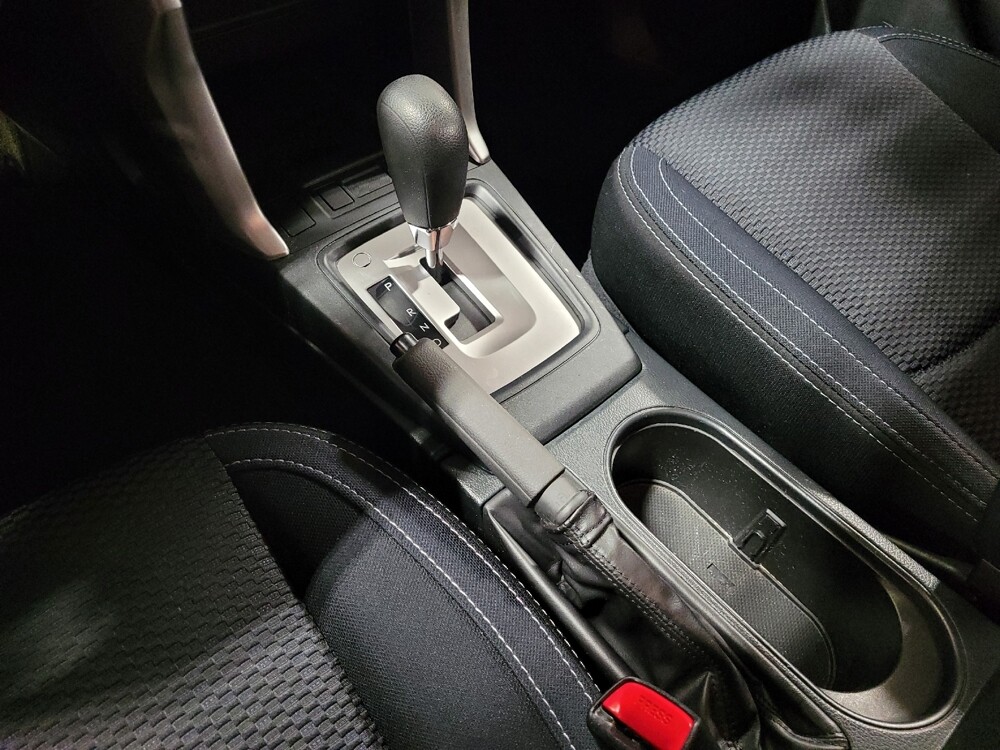 2015 Subaru Forester in Hialeah, FL 33014 - 18118577 26