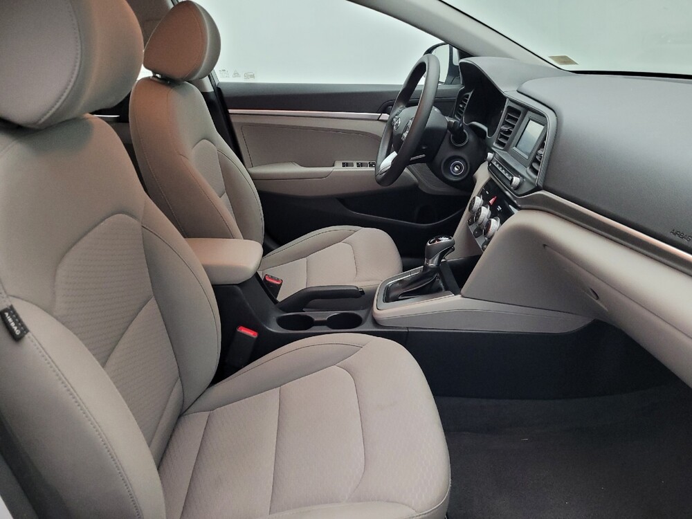 2019 Hyundai Elantra in Kissimmee, FL 34744 - 18118579 21