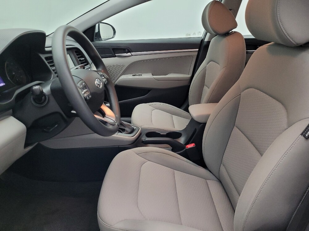 2019 Hyundai Elantra in Kissimmee, FL 34744 - 18118579 17
