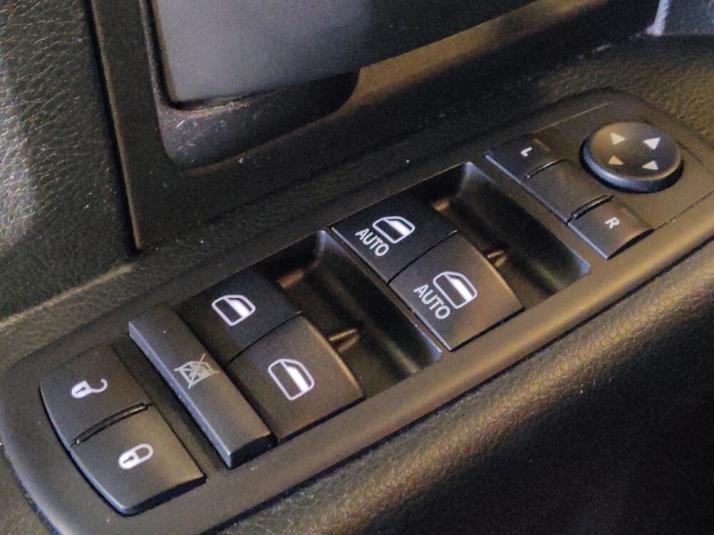 2017 RAM 1500 in Hialeah, FL 33014 - 18118580 27