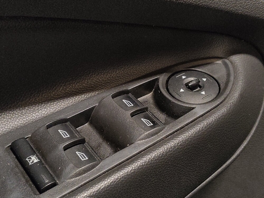 2015 Ford Escape in Hialeah, FL 33014 - 18118582 27