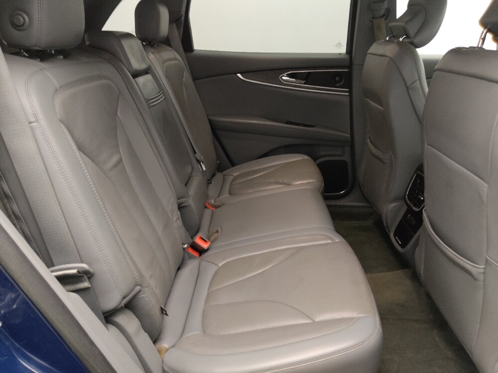 2019 Lincoln Nautilus in Hialeah, FL 33014 - 18118585 19