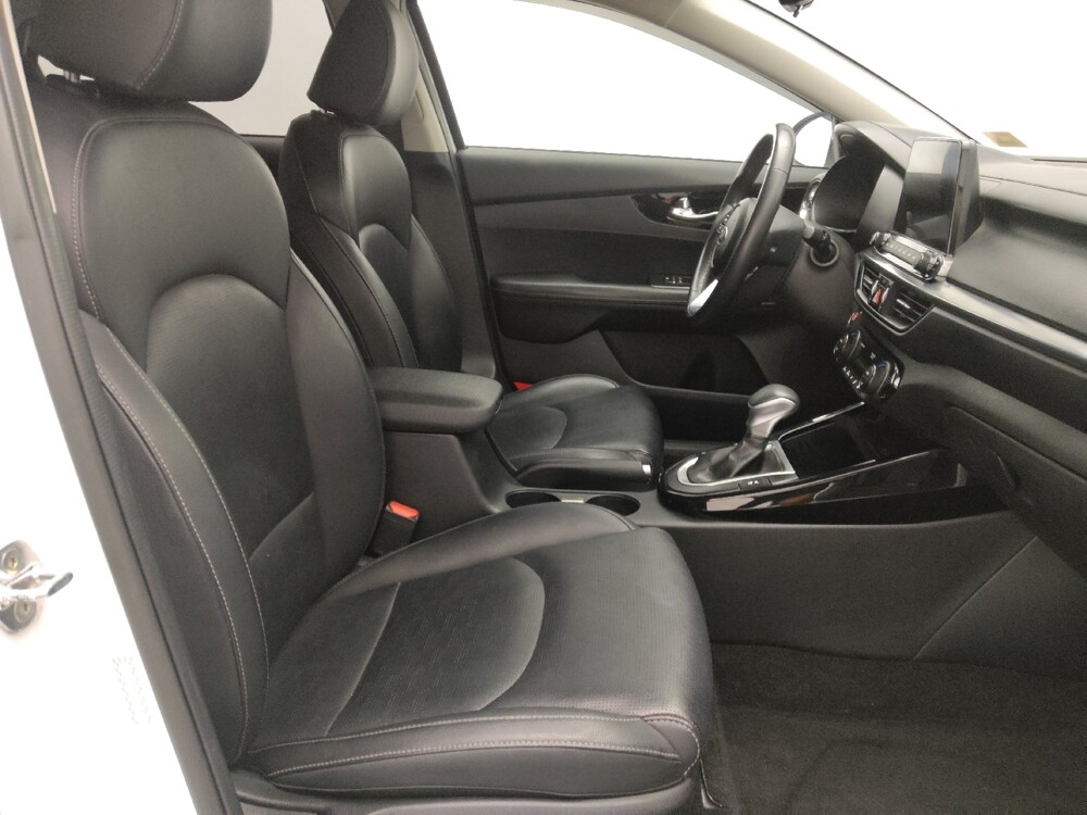 2021 Kia Forte in Hialeah, FL 33014 - 18118589 21