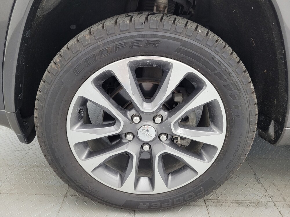 2017 Jeep Grand Cherokee in Conway, SC 29526 - 18118603 31