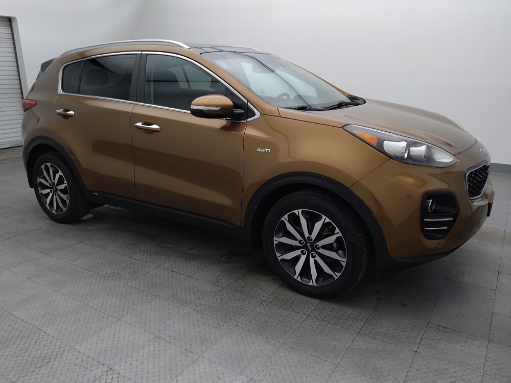 2017 Kia Sportage in Houston, TX 77074 - 18118614 11