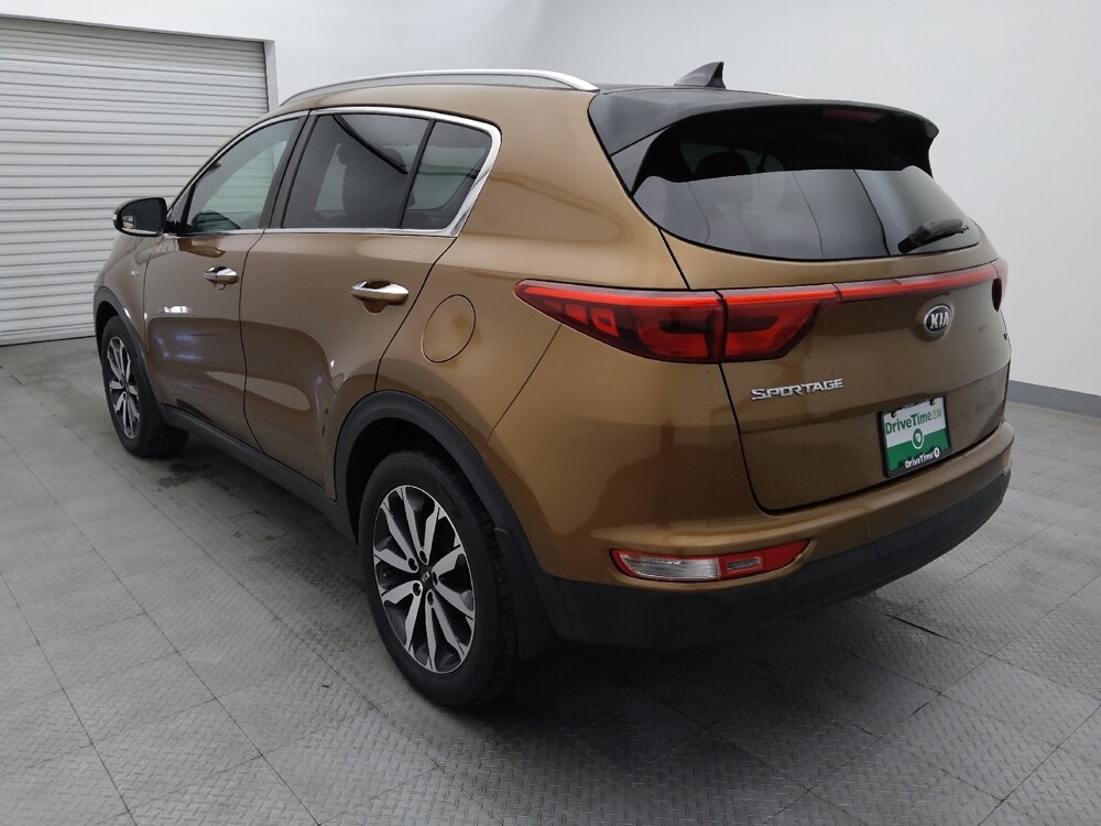 2017 Kia Sportage in Houston, TX 77074 - 18118614 5