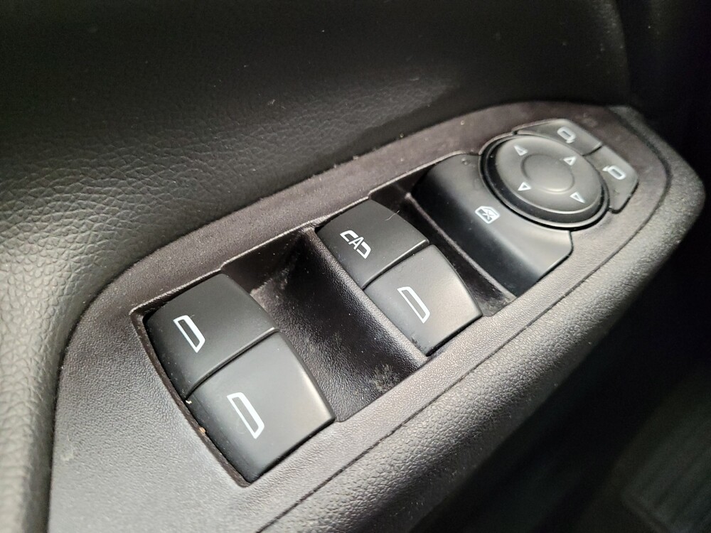 2020 Chevrolet Equinox in Columbus, OH 43228 - 18118623 27