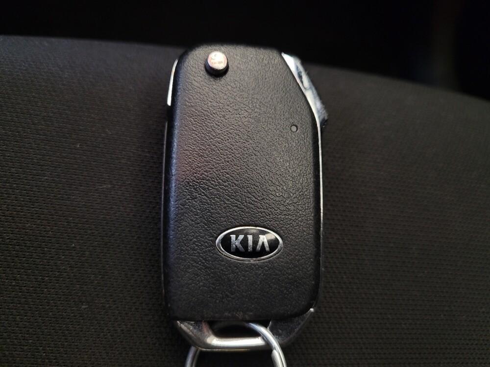 2021 Kia Sorento in Columbus, OH 43228 - 18118627 32