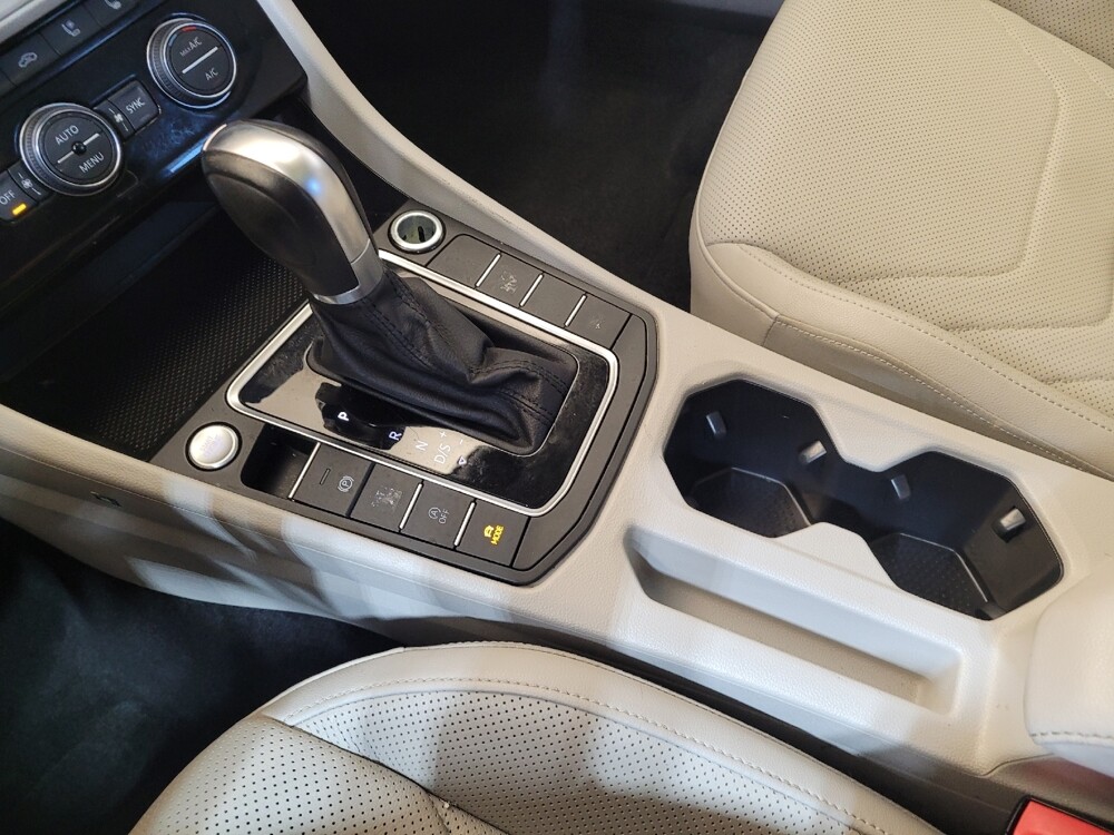 2019 Volkswagen Jetta in Columbus, OH 43228 - 18118629 26