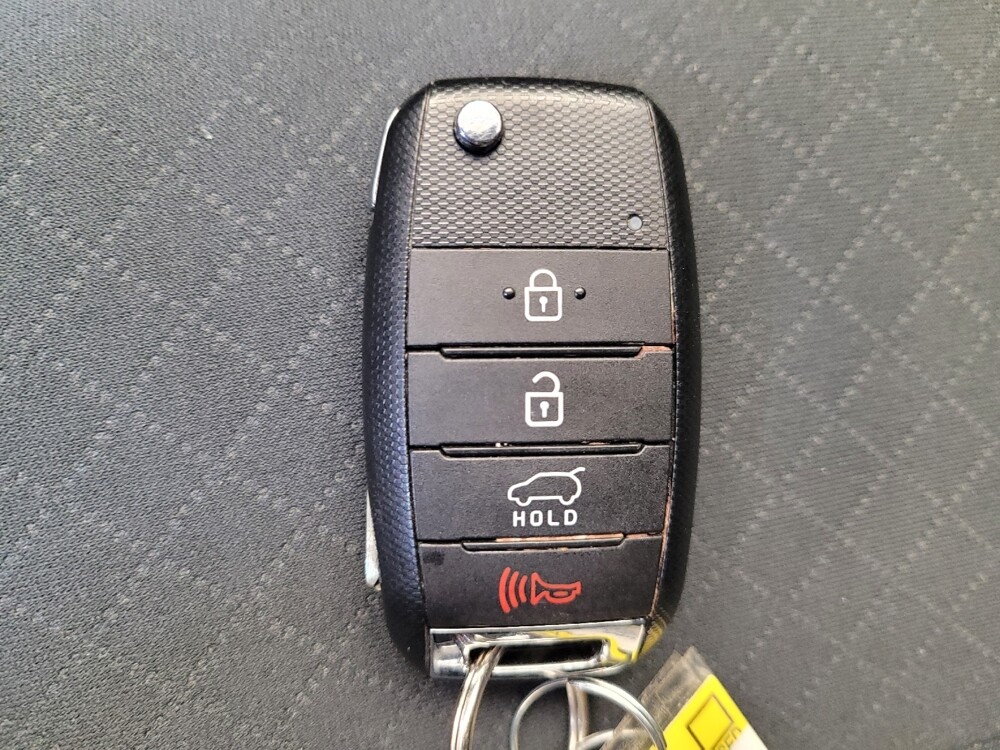 2019 Kia Sorento in Columbus, OH 43228 - 18118632 32