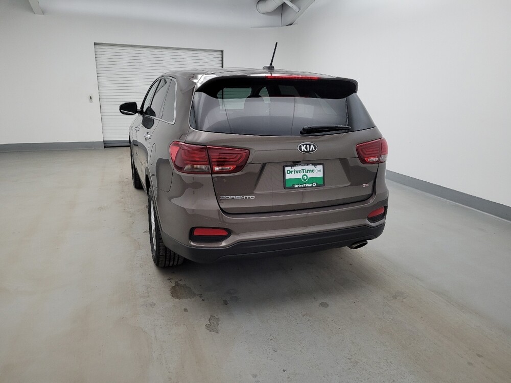 2019 Kia Sorento in Columbus, OH 43228 - 18118632 6