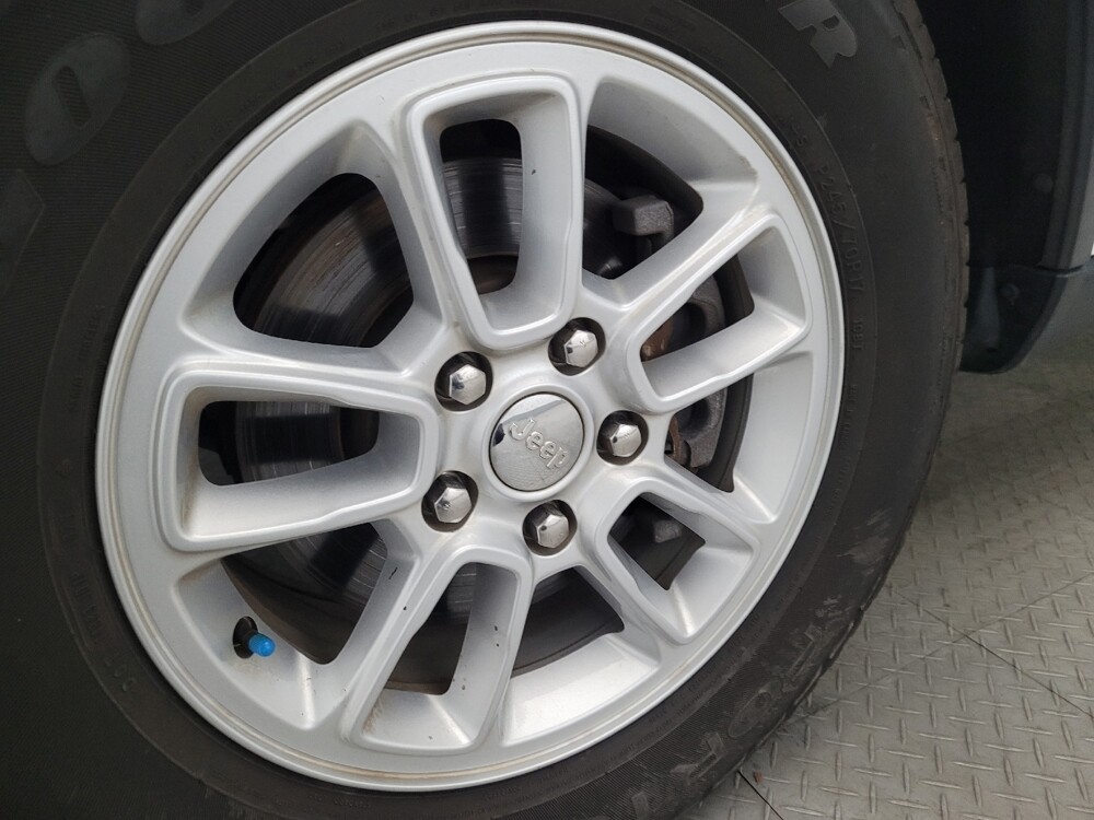 2019 Jeep Grand Cherokee in Temple Hills, MD 20746 - 18118635 31