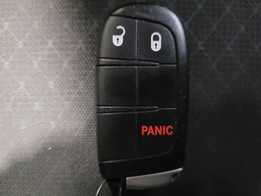 2019 Jeep Grand Cherokee in Temple Hills, MD 20746 - 18118635 32