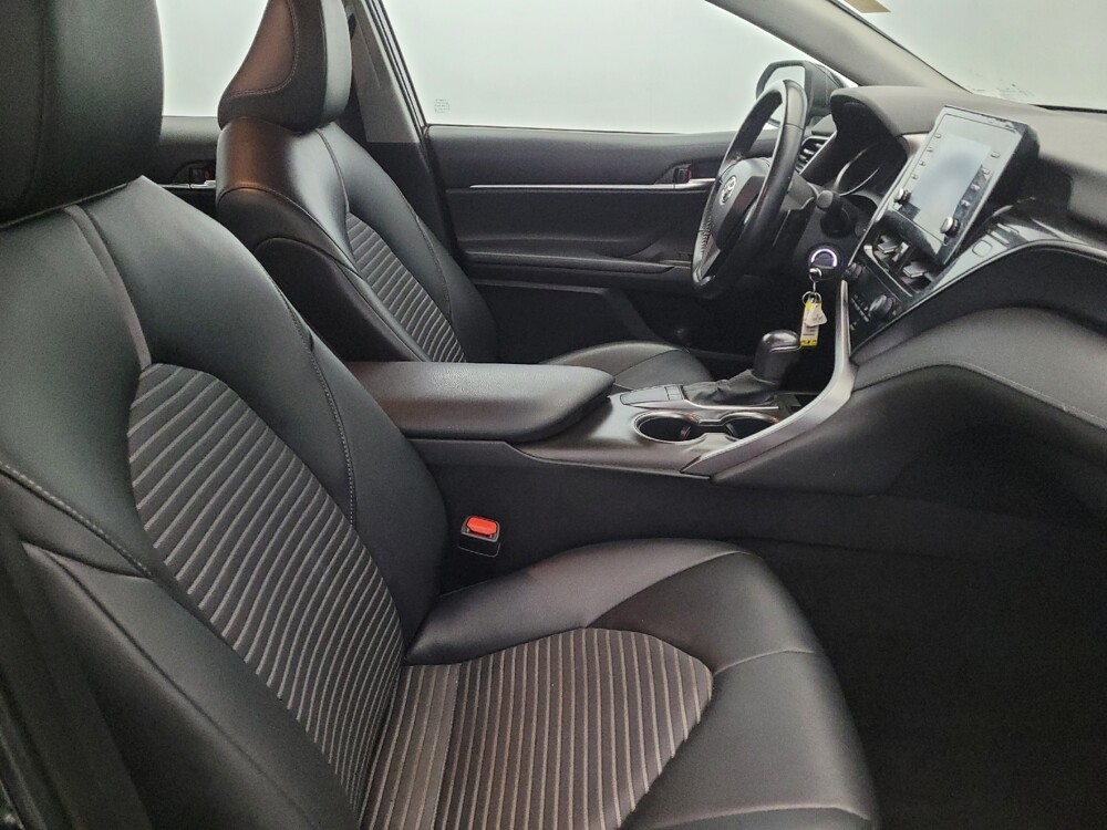 2022 Toyota Camry in Langhorne, PA 19047 - 18118638 21