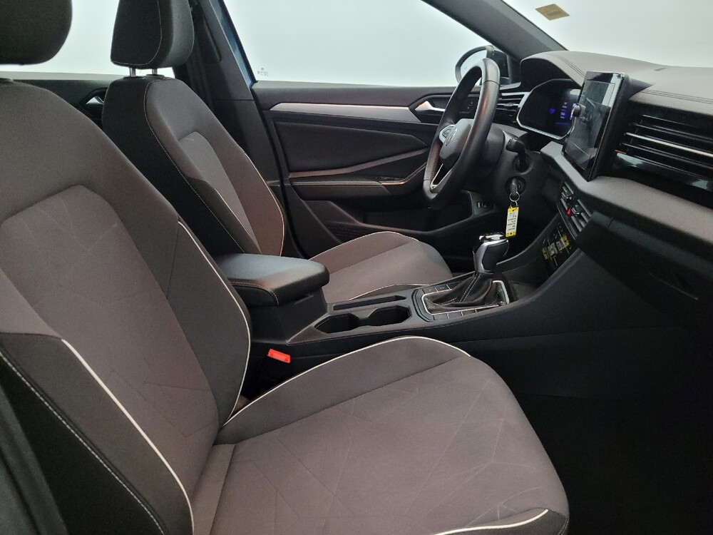 2025 Volkswagen Jetta in Langhorne, PA 19047 - 18118651 21
