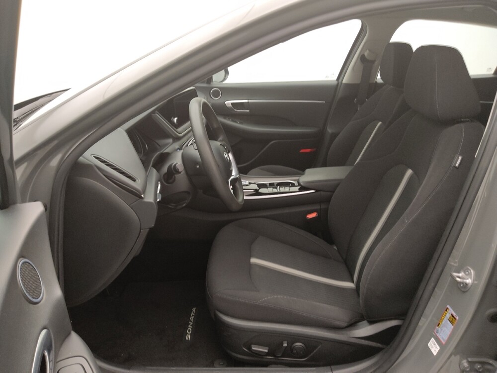 2023 Hyundai Sonata in St. Louis, MO 63136 - 18118656 17