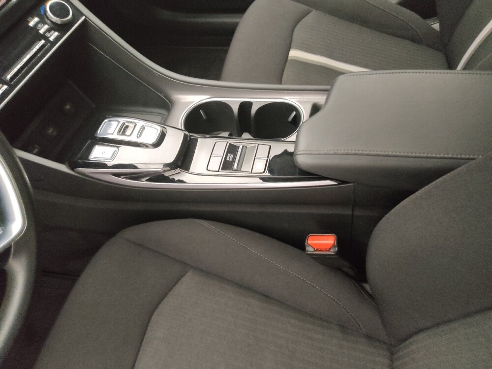 2023 Hyundai Sonata in St. Louis, MO 63136 - 18118656 26