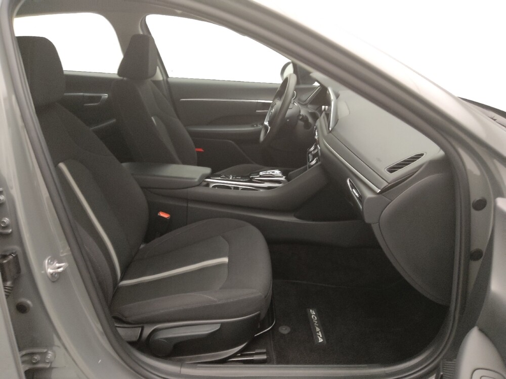 2023 Hyundai Sonata in St. Louis, MO 63136 - 18118656 21