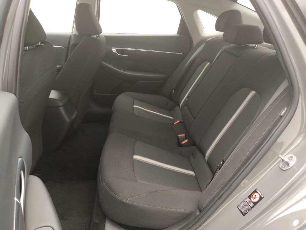 2023 Hyundai Sonata in St. Louis, MO 63136 - 18118656 18