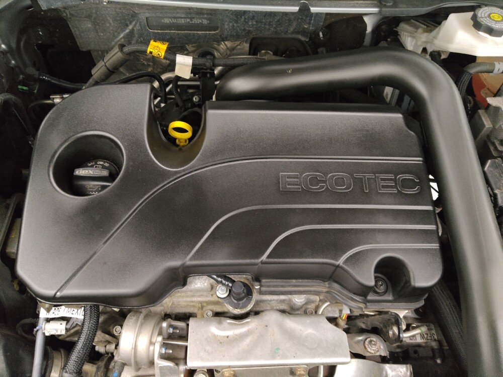 2023 Chevrolet Equinox in Topeka, KS 66611 - 18118657 30