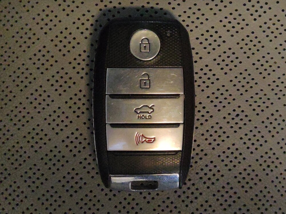 2016 Kia Optima in Hialeah, FL 33014 - 18118673 32