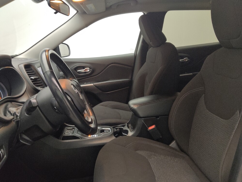 2019 Jeep Cherokee in Jackson, MS 39211 - 18118679 17