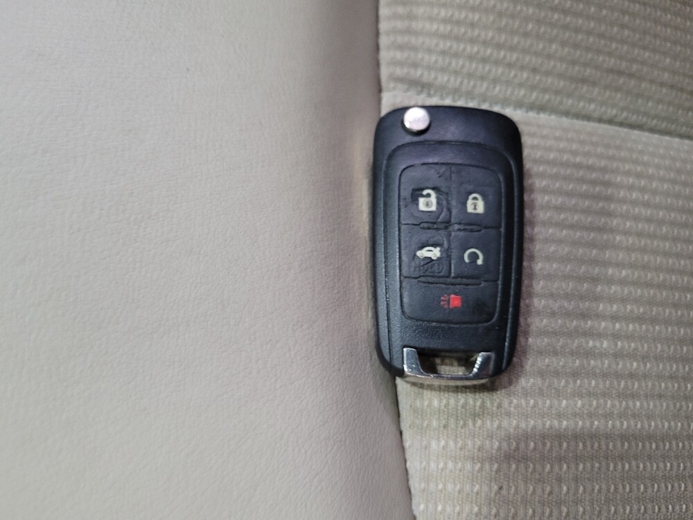 2014 Buick Verano in Chesapeake, VA 23320 - 18118690 32