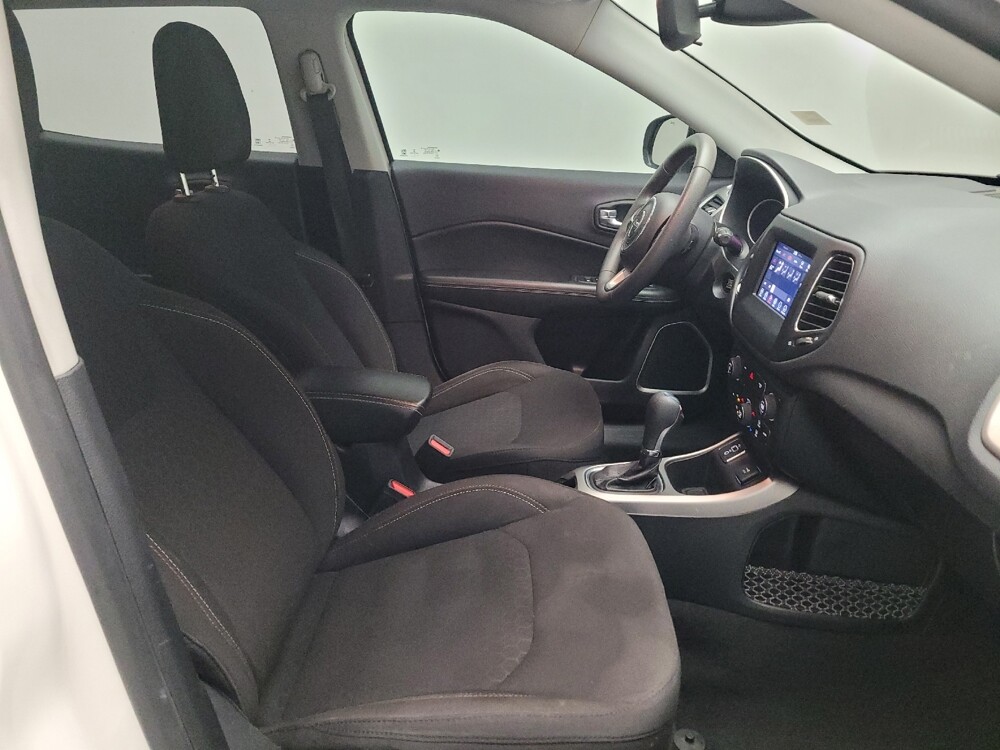 2020 Jeep Compass in Downey, CA 90241 - 18118692 21