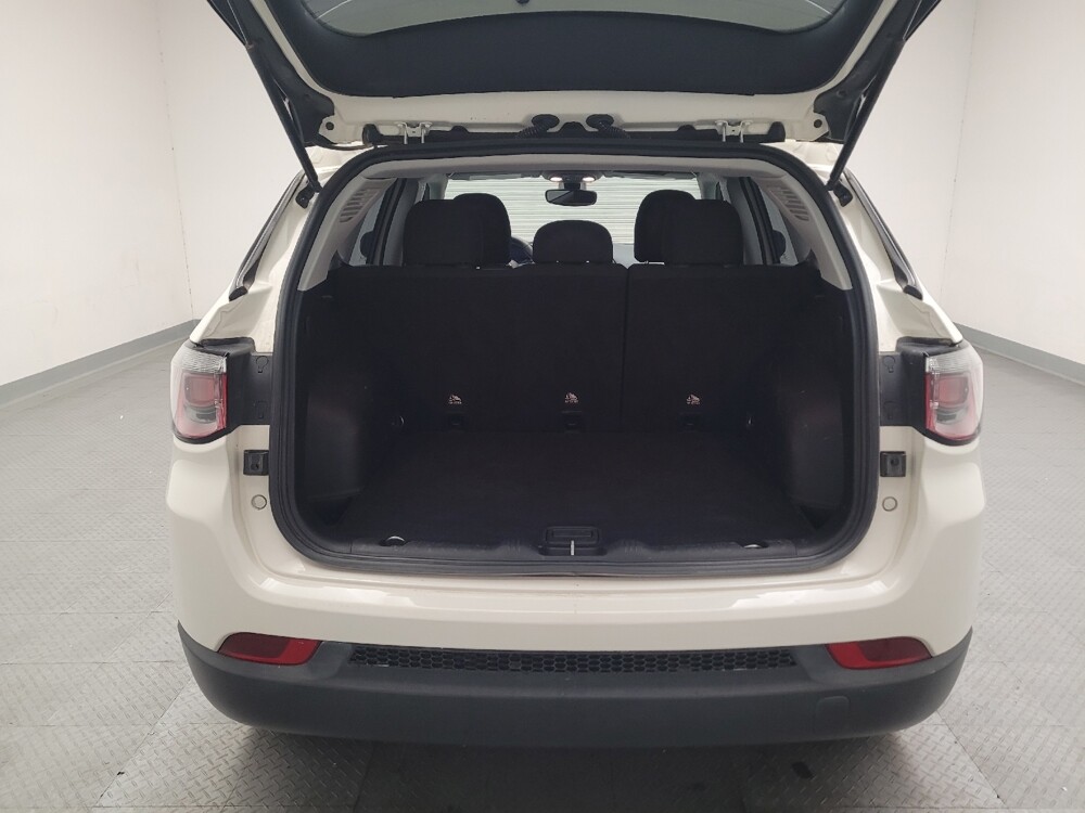 2020 Jeep Compass in Downey, CA 90241 - 18118692 29