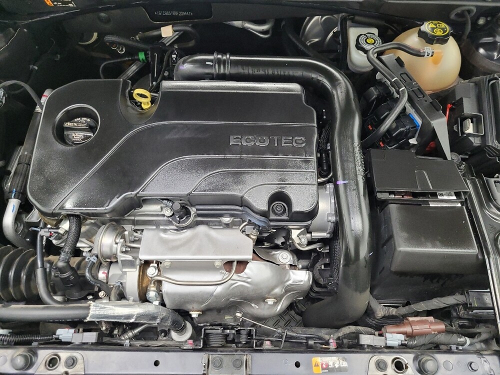 2022 Chevrolet Malibu in Las Vegas, NV 89102 - 18118693 30