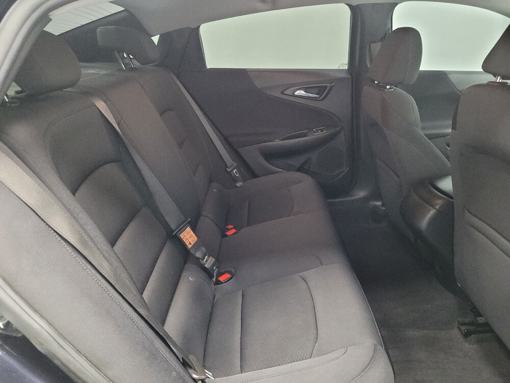 2022 Chevrolet Malibu in Las Vegas, NV 89102 - 18118693 19