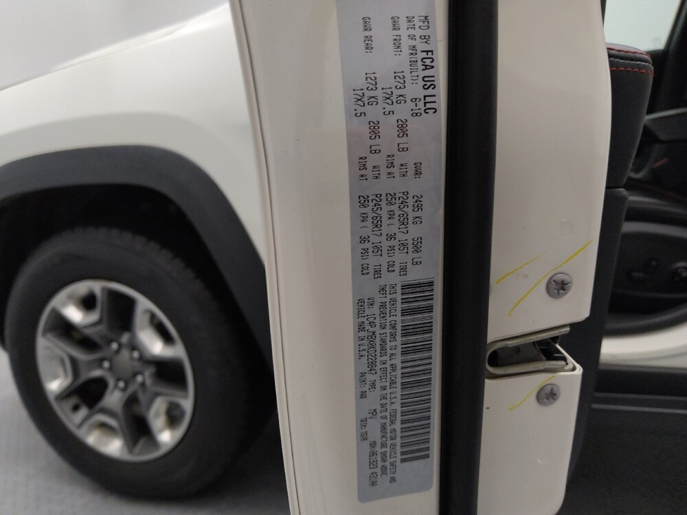 2019 Jeep Cherokee in St. Louis, MO 63136 - 18118694 33