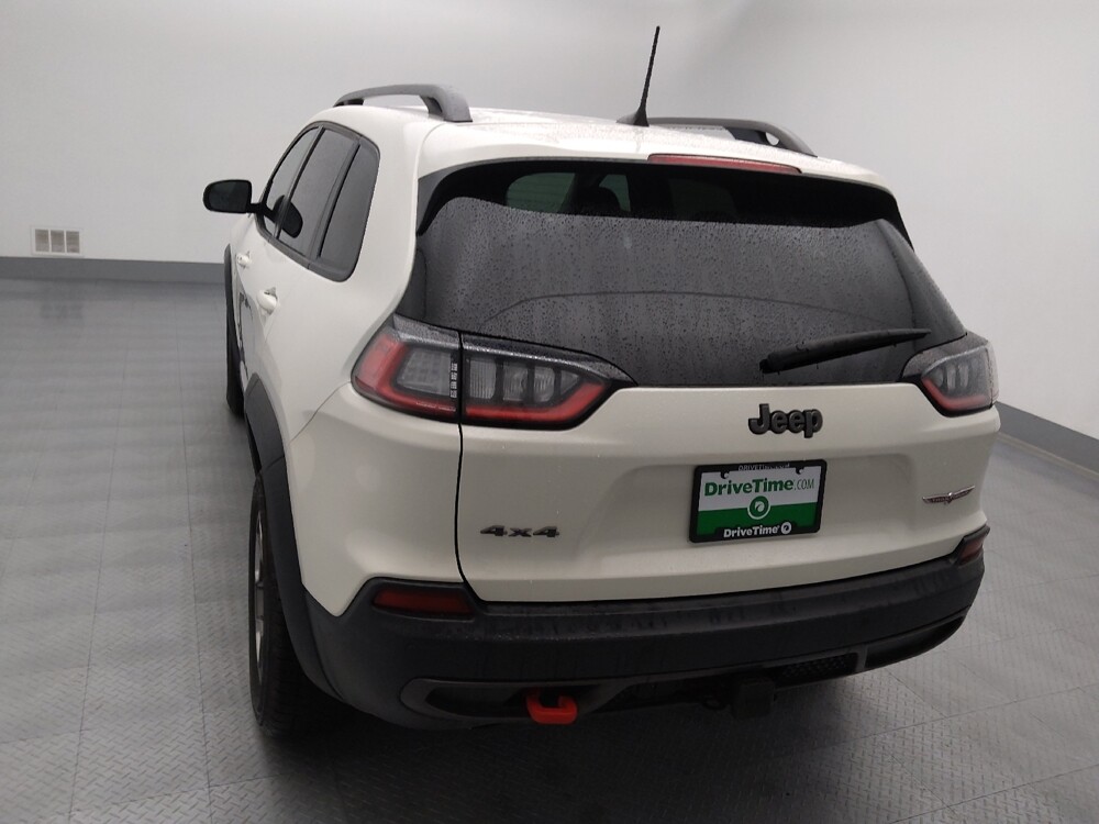 2019 Jeep Cherokee in St. Louis, MO 63136 - 18118694 6