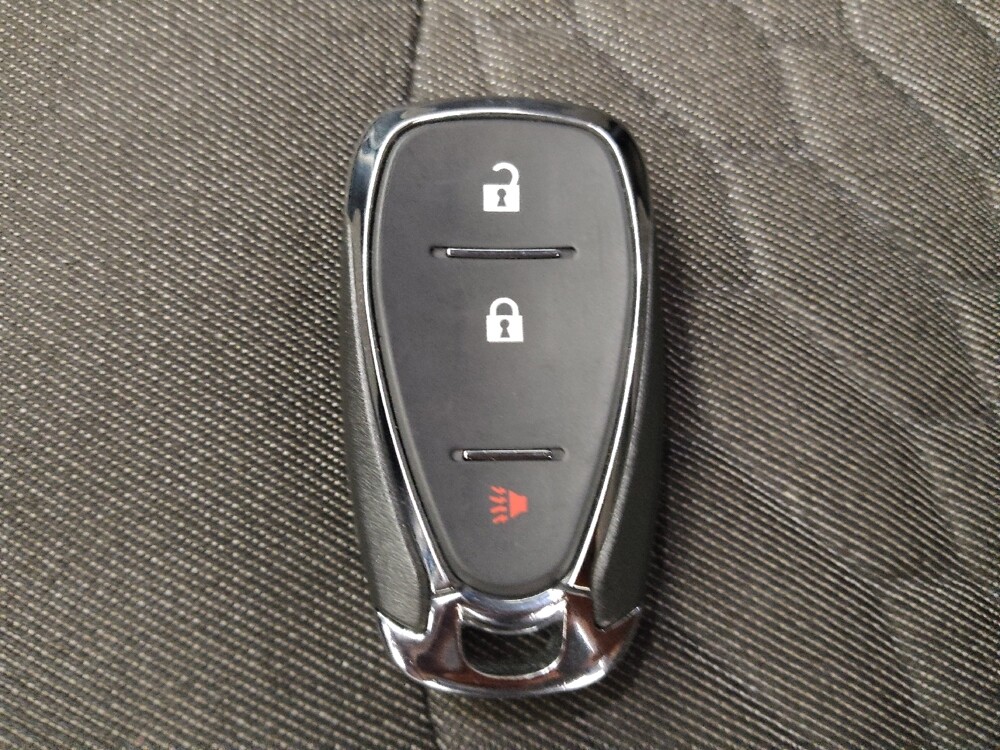 2020 Chevrolet Equinox in Topeka, KS 66611 - 18118703 32