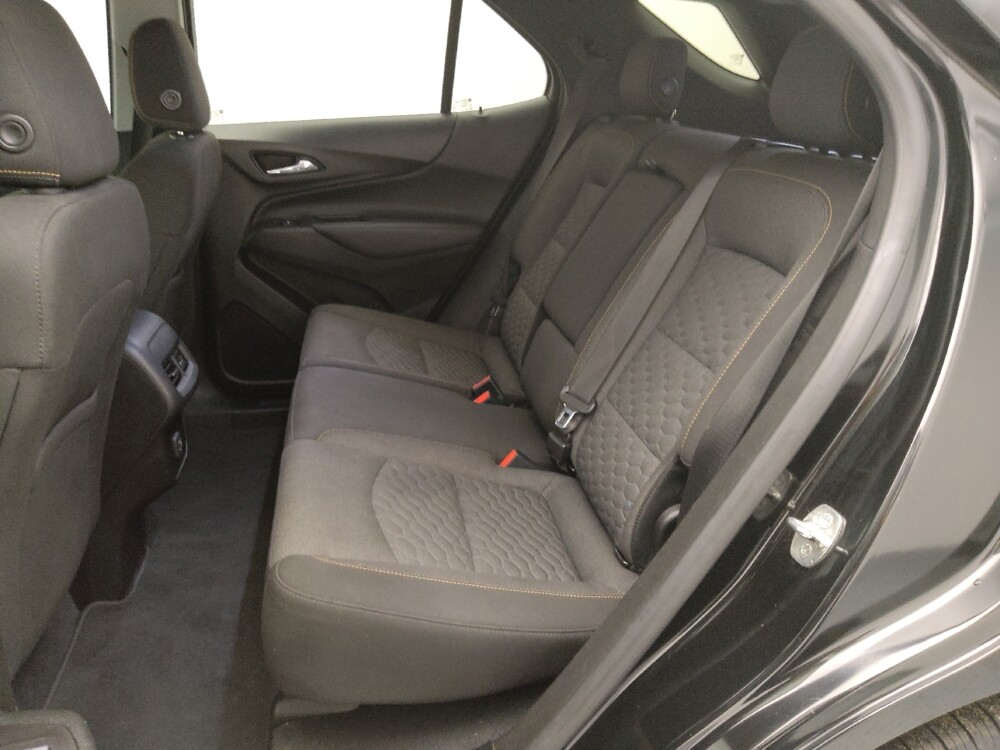 2020 Chevrolet Equinox in Topeka, KS 66611 - 18118703 18