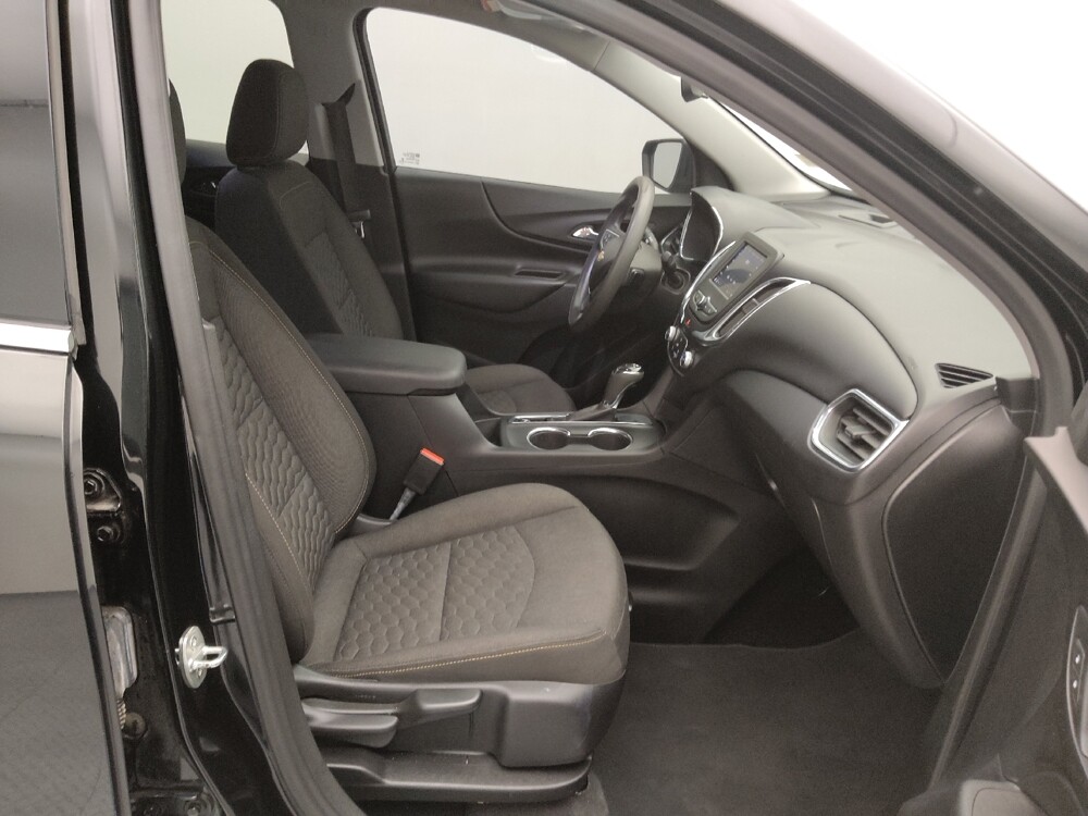 2020 Chevrolet Equinox in Topeka, KS 66611 - 18118703 21