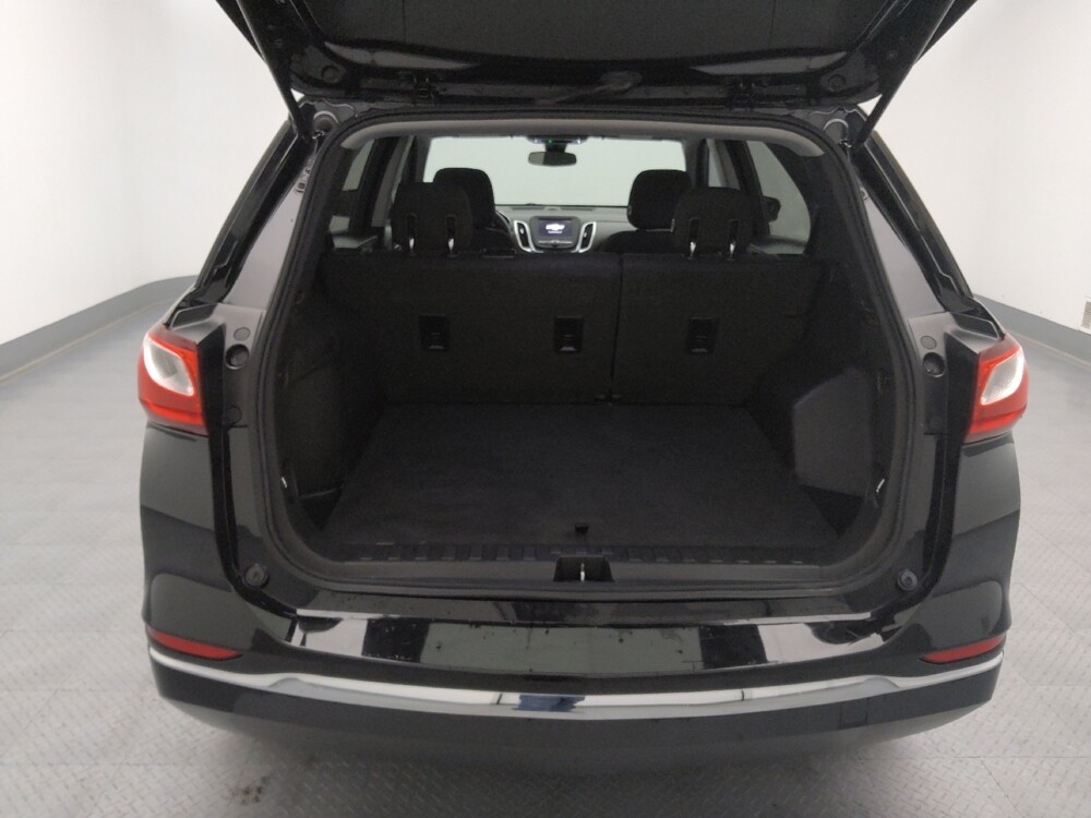 2020 Chevrolet Equinox in Topeka, KS 66611 - 18118703 29