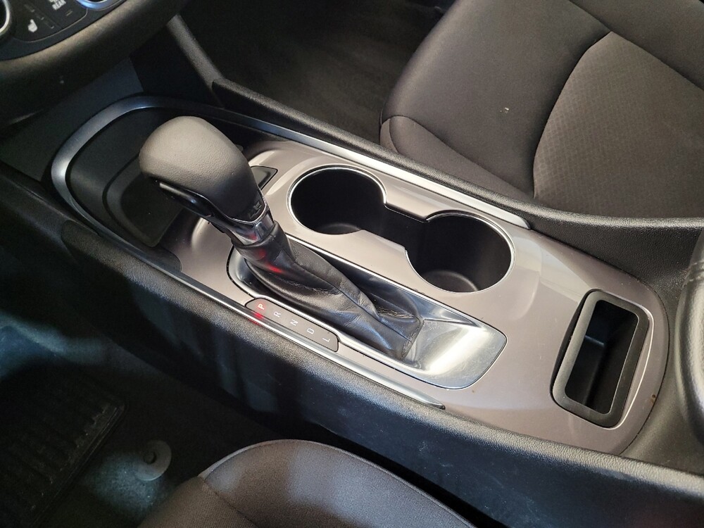 2021 Chevrolet Malibu in Columbus, OH 43228 - 18118713 26