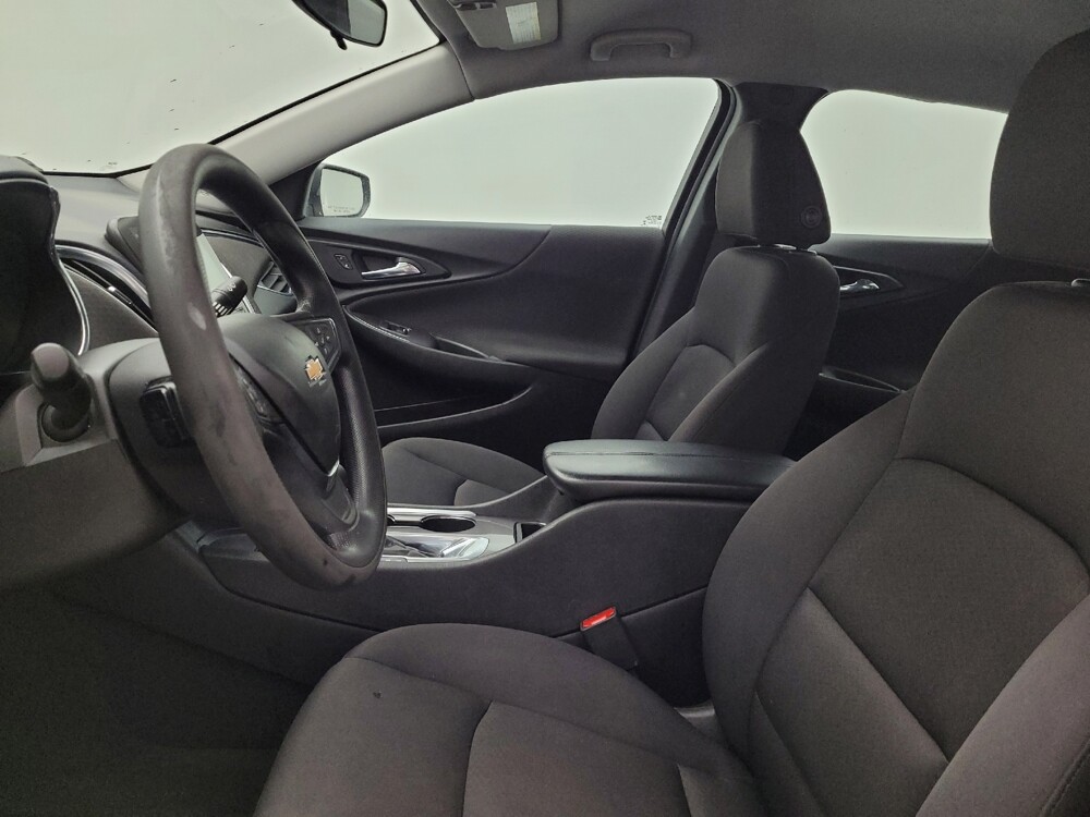 2021 Chevrolet Malibu in Columbus, OH 43228 - 18118713 17