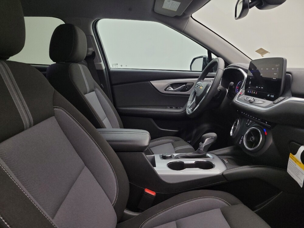 2024 Chevrolet Blazer in Columbus, OH 43228 - 18118729 21