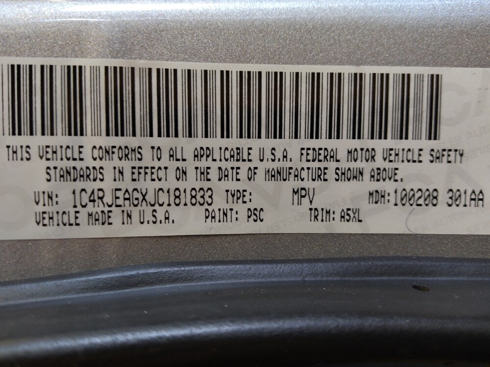 2018 Jeep Grand Cherokee in Glendale, AZ 85301 - 18118733 33