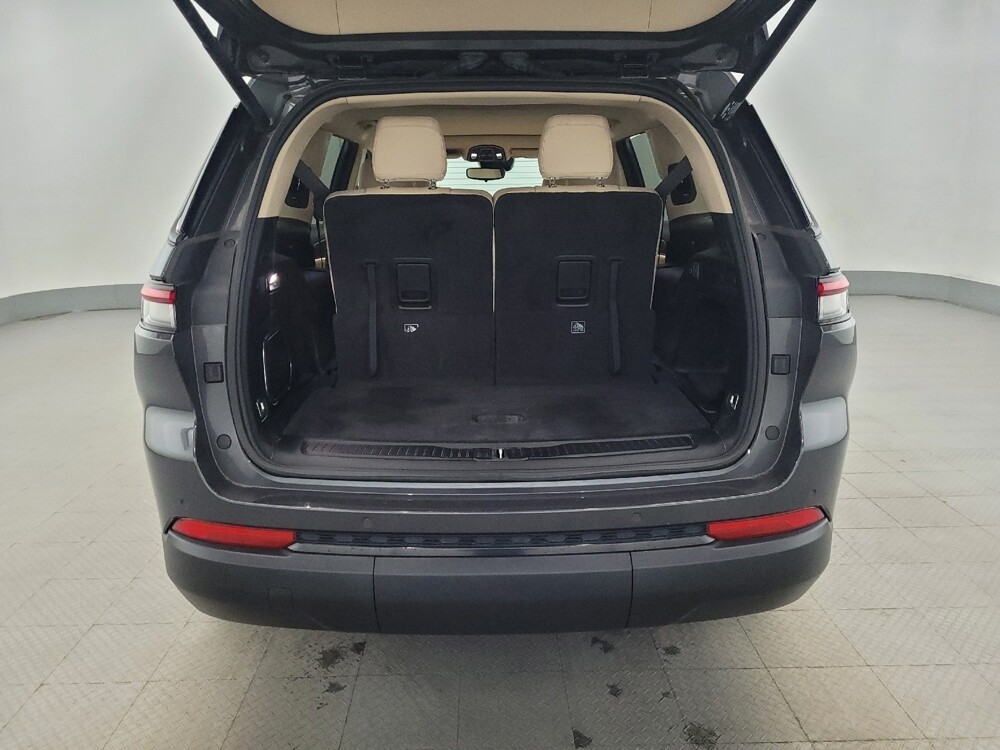 2022 Jeep Grand Cherokee L in Langhorne, PA 19047 - 18118735 29