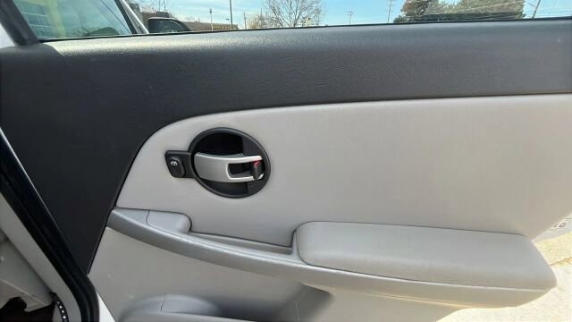 2005 Chevrolet Equinox in Greenville, SC 29607 - 18118741 19