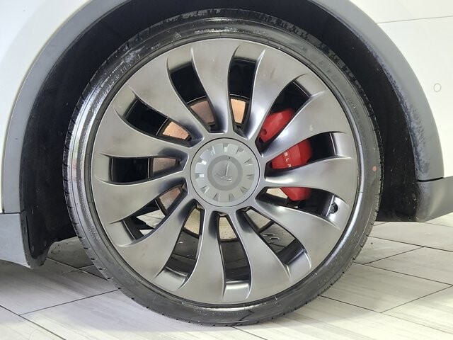 2021 Tesla Model Y in Cinnaminson, NJ 08077 - 18118742 9