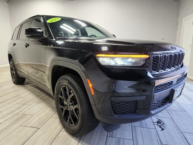 2024 Jeep Grand Cherokee L in Cinnaminson, NJ 08077 - 18118743 7